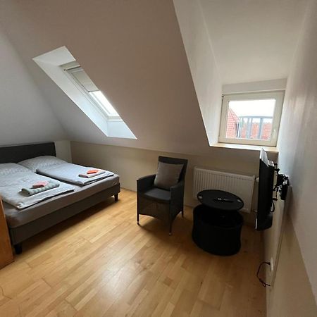 Doppelzimmer, Tv- Bad, Kuehlschrank- Parkplatz-17 Meine Екстериор снимка