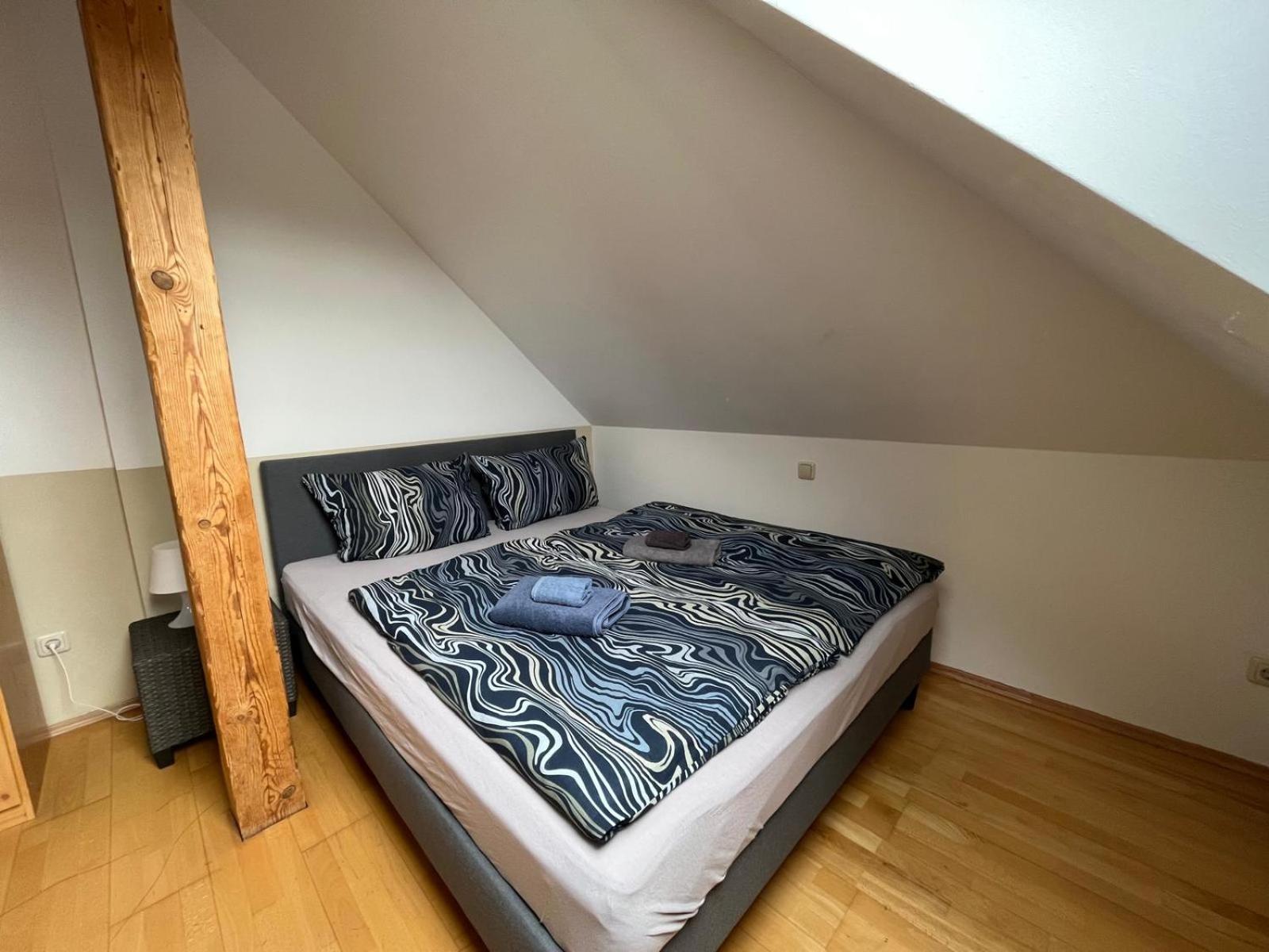 Doppelzimmer, Tv- Bad, Kuehlschrank- Parkplatz-17 Meine Екстериор снимка